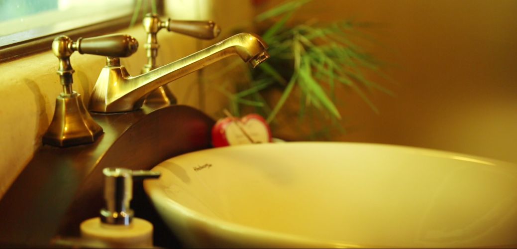 3-bathroom at Mukta Room