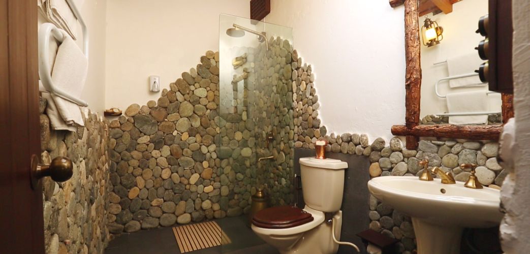 4-Bathroom at Sum Room